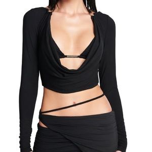 I am Gia long sleeve black top